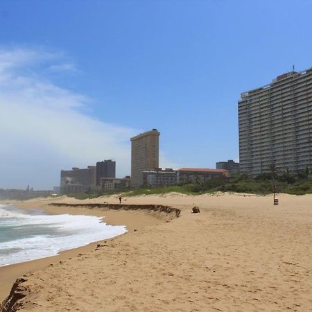 Silver Dolphin Holidays Apartment Amanzimtoti Exterior photo