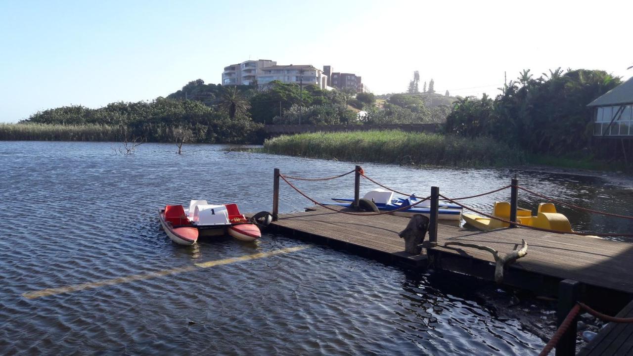 Silver Dolphin Holidays Apartment Amanzimtoti Exterior photo