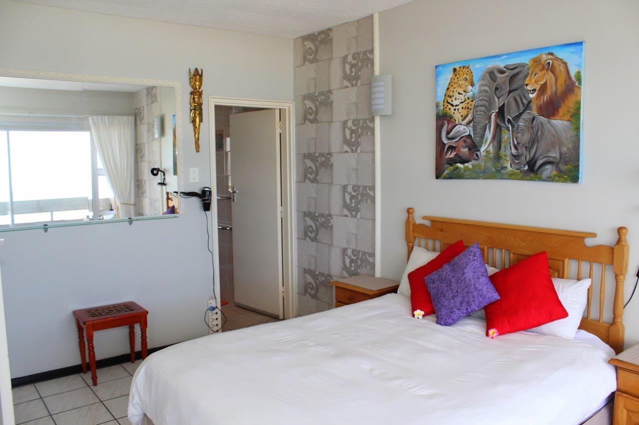 Silver Dolphin Holidays Apartment Amanzimtoti Exterior photo
