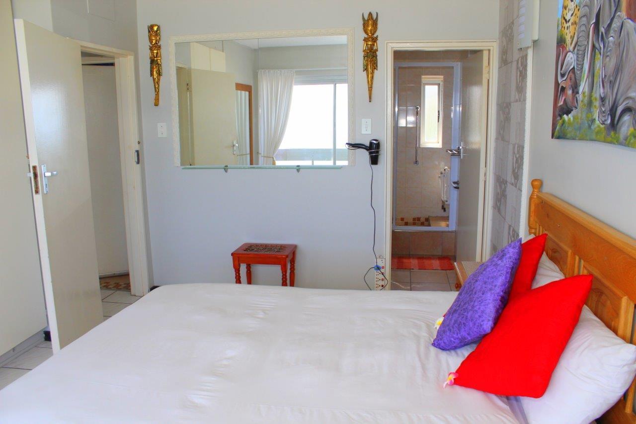 Silver Dolphin Holidays Apartment Amanzimtoti Exterior photo